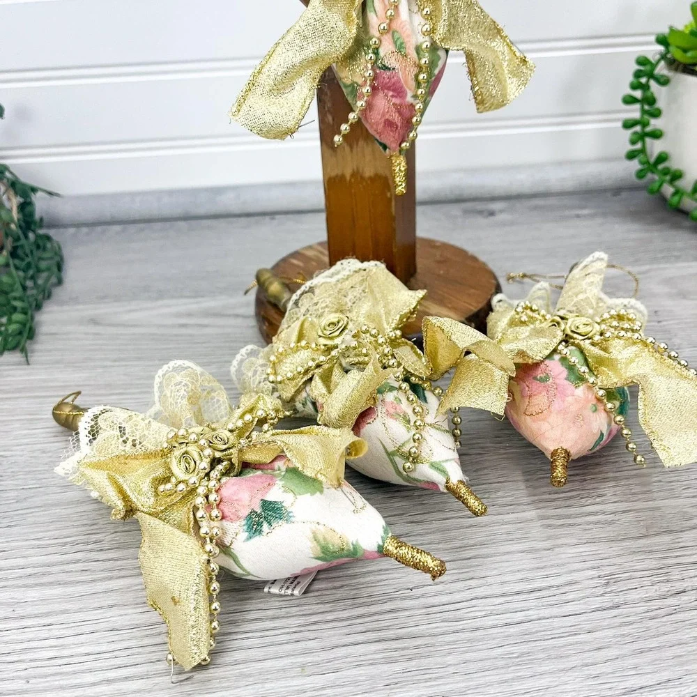 Vintage Floral‎ Christmas Ornaments: Shabby Chic Cottagecore Decor, Set of 4